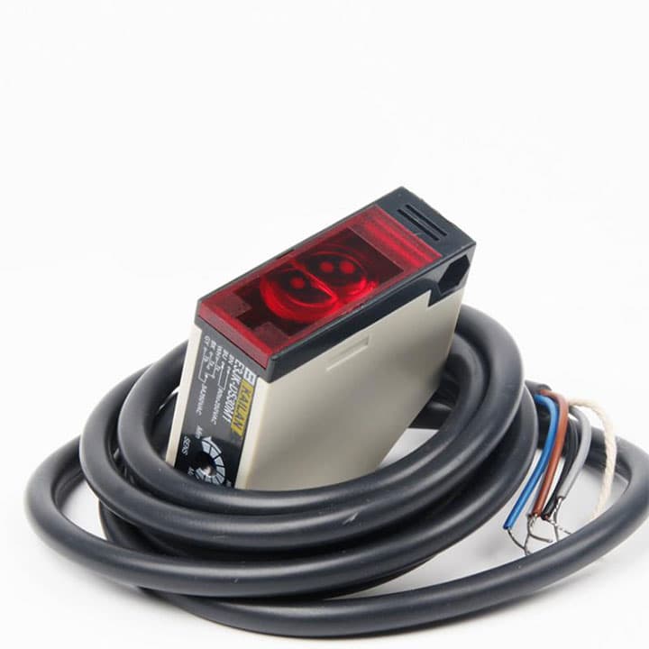 Công tắc cảm ứng tiệm cận hồng ngoại 220V HT-WS7