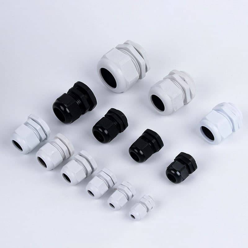 ốc siết cáp PG