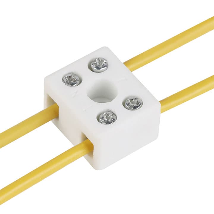 Cút nối dây điện sứ CC10